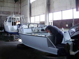 Construction of any sailing and motor boats with aluminum hulls.