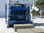 Mobile block machine for the production of curbs and hollow blocks - фото 2