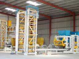 Block machine for the production of paving slabs SUMAB R-1000, Sweden (1,300 m² per shift)